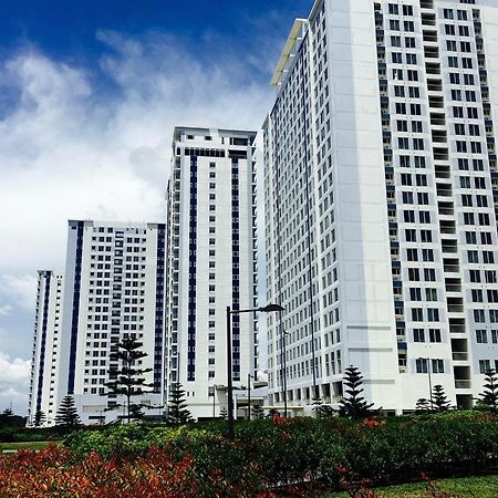 Ron'S Condo Overlooking The Lake Tagaytay City Extérieur photo