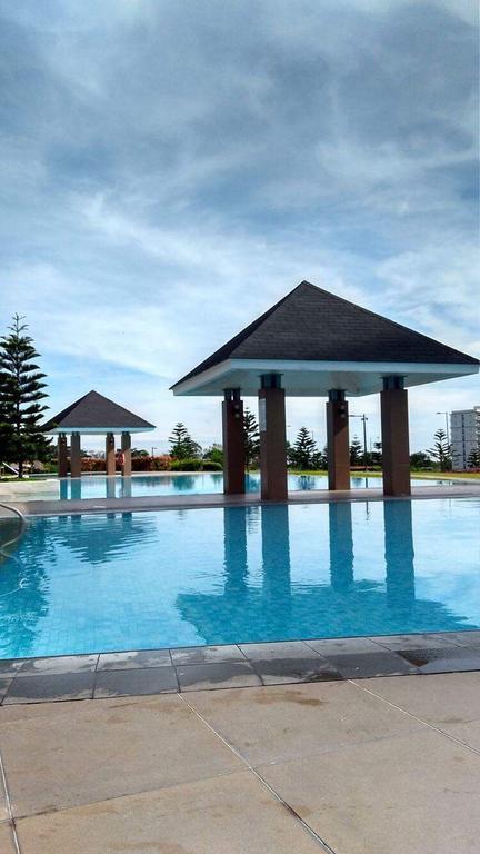 Ron'S Condo Overlooking The Lake Tagaytay City Extérieur photo